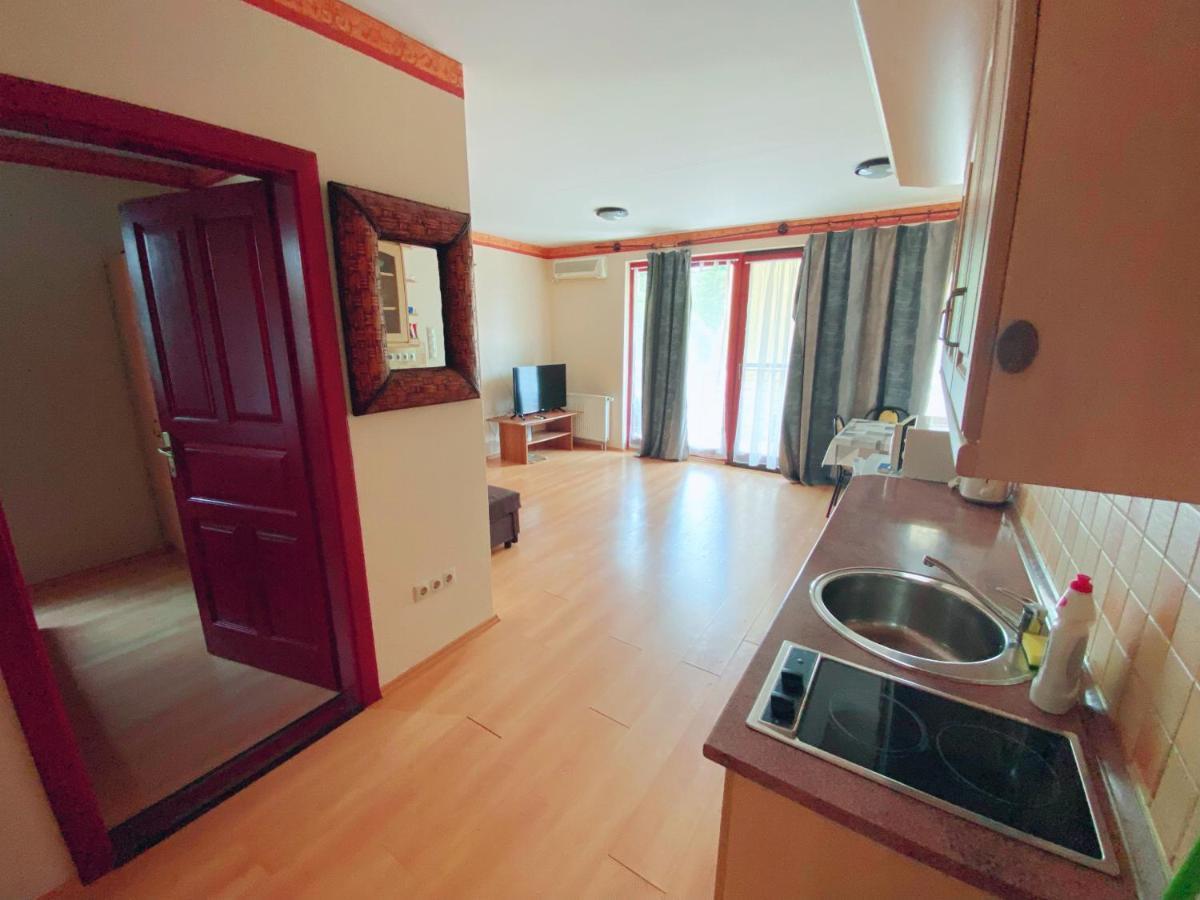 Ddb Apartman Siófok Esterno foto